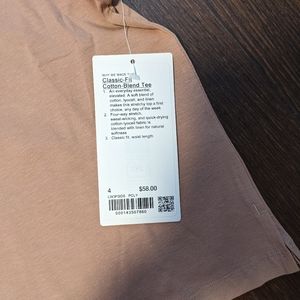 Lululemon t-shirt